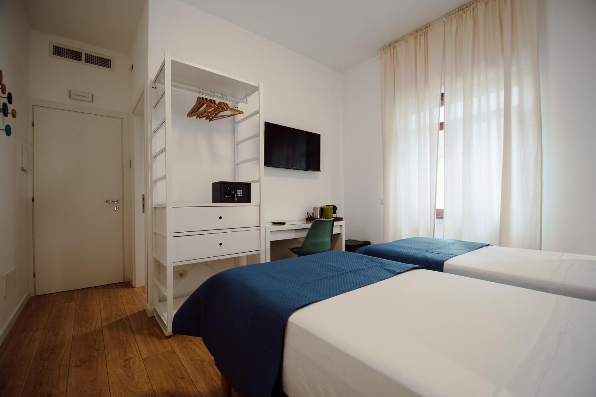 Sweet Dreams Hotel Civitavecchia Ngoại thất bức ảnh
