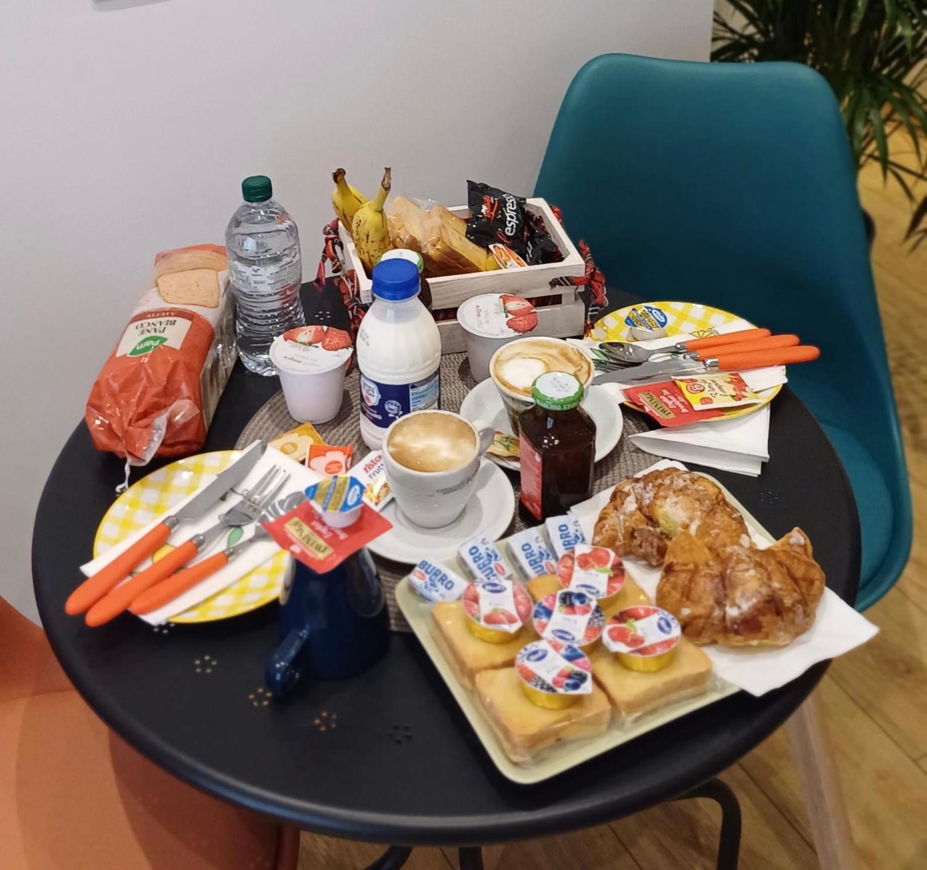 Sweet Dreams Hotel Civitavecchia Ngoại thất bức ảnh